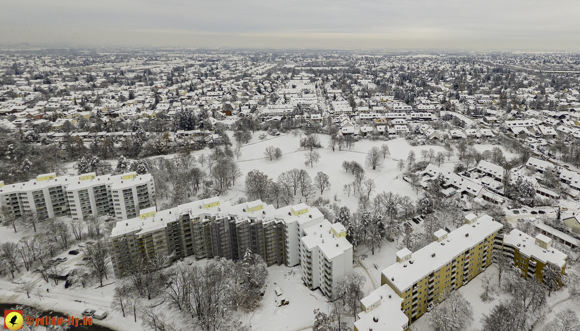 04.12.2021 - Karl-Marx-Ring und Marx-Zentrum in Neuperlach